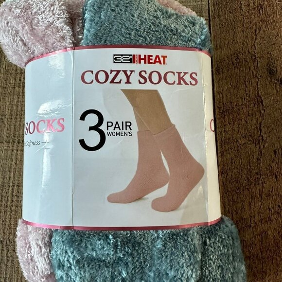 32 degree heat cozy soft fuzzy lounge socks set of 3 -S/M - Picture 2 of 5